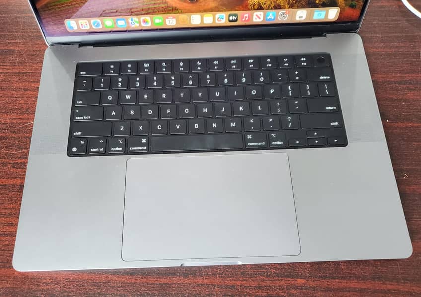 MACBOOK PRO M1 MAX 16" 64GB RAM 1TB SSD CTO 7