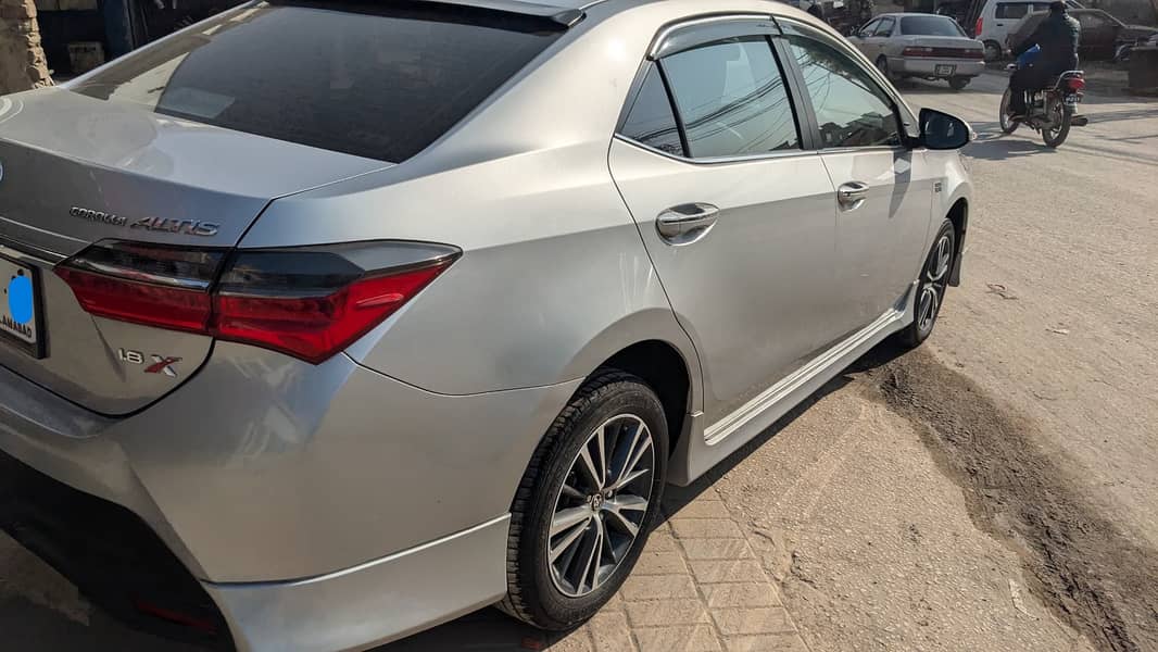 Toyota Corolla Altis 2022 Grande Black interior 4