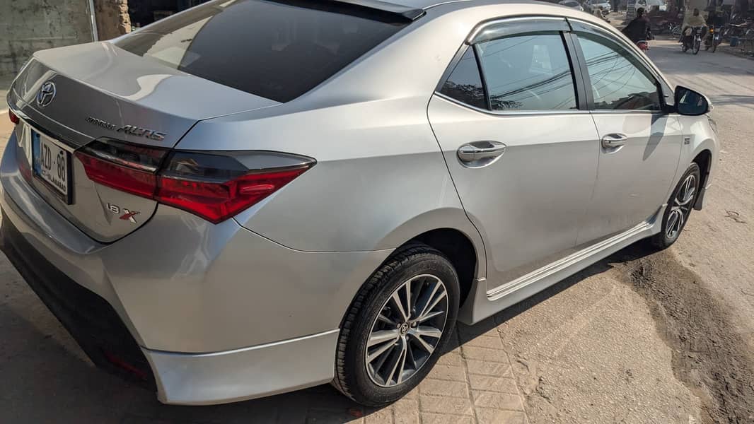 Toyota Corolla Altis 2022 Grande Black interior 7