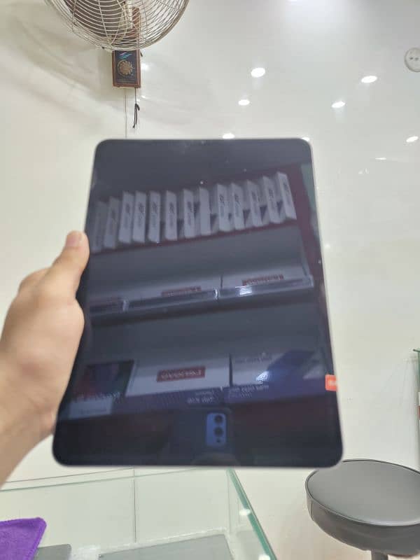 Apple ipad m2 1