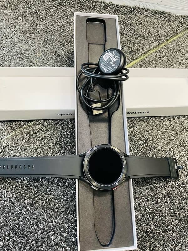 Samsung Galaxy Watch Classic 4 2