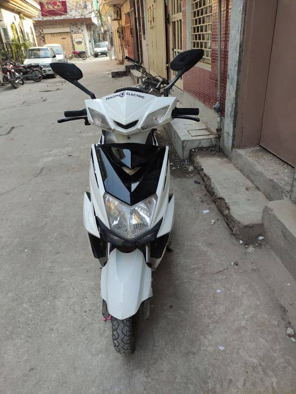 Electric Scooty 4