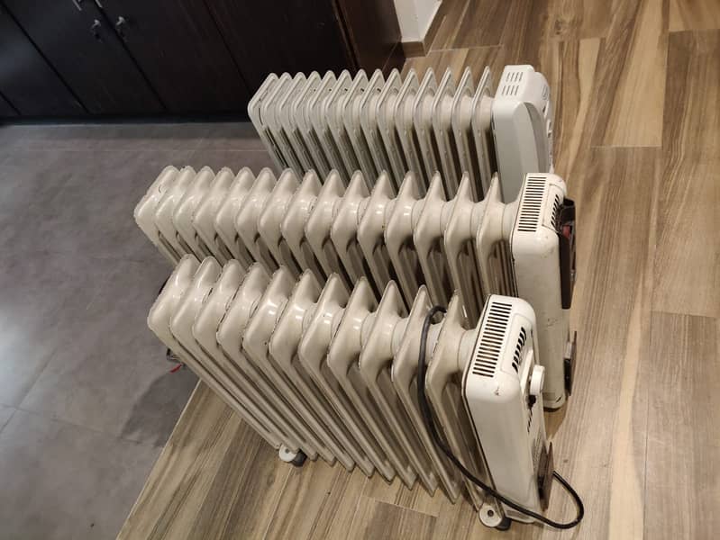 Delonghi Oil Radiator Heaters (3 Available - 1 Sold) 1