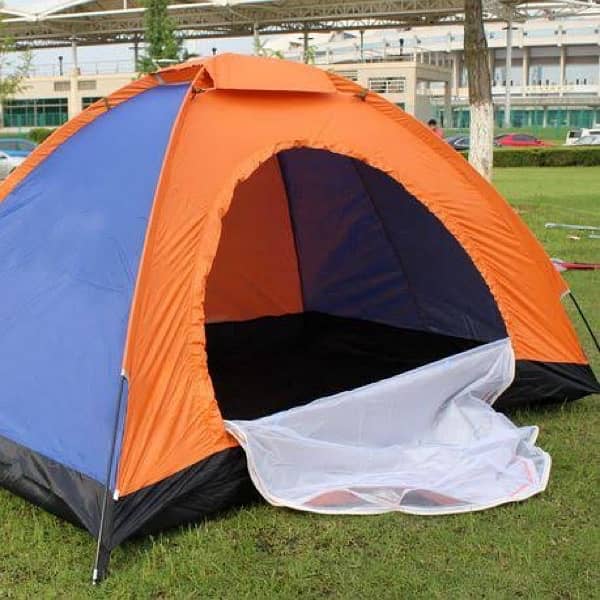 5 to 6 person camping Tent availabale 1