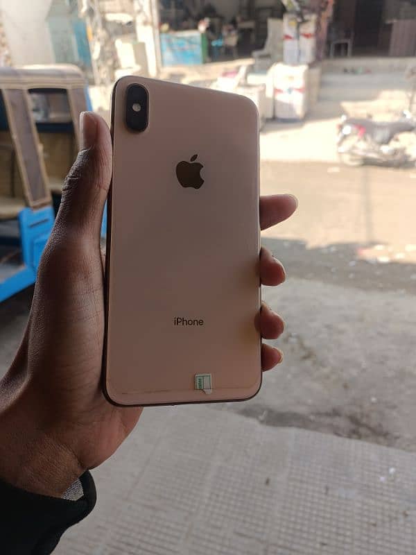 Iphone xs max condition 10/10 All ok 64. GB Fuctry unlock non pta 4