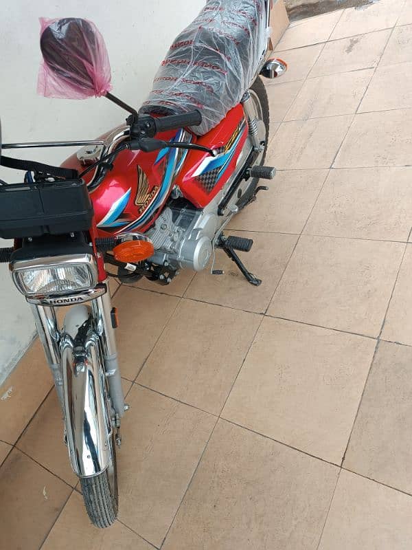 Honda 125 for sale June KY month ki hy 03169859793 1