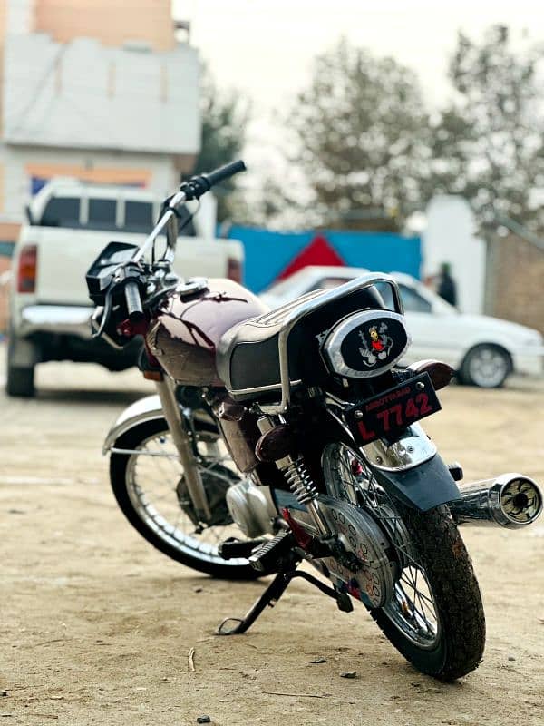 Honda CG 125 7