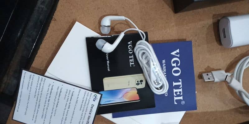 Vgotel new 15 mobile for sale. just like new Mobile. 7