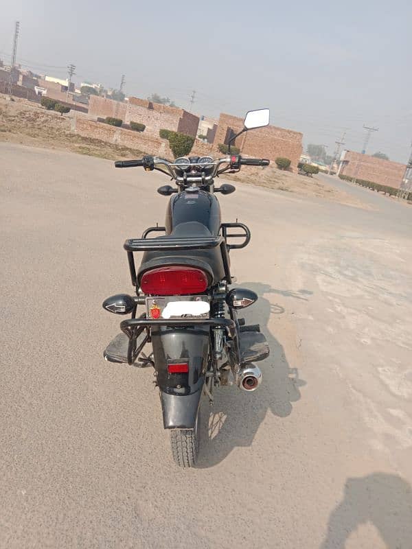 Suzuki GS 150 2023 model 4