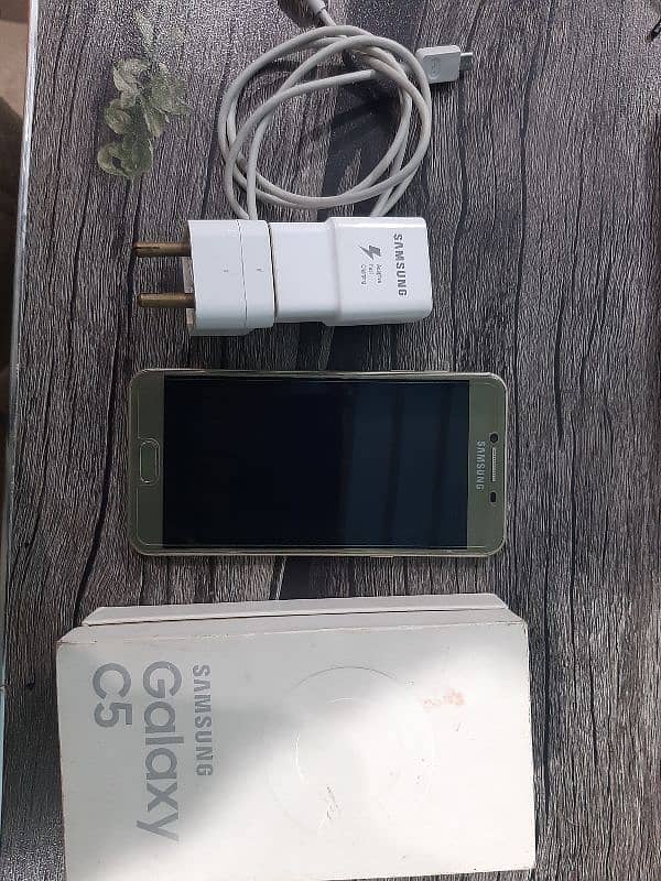 samsung c5 gold colour 1