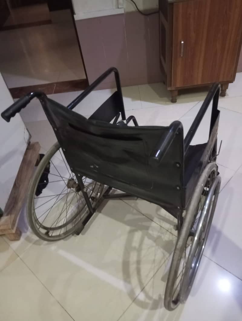 Wheelchair 0