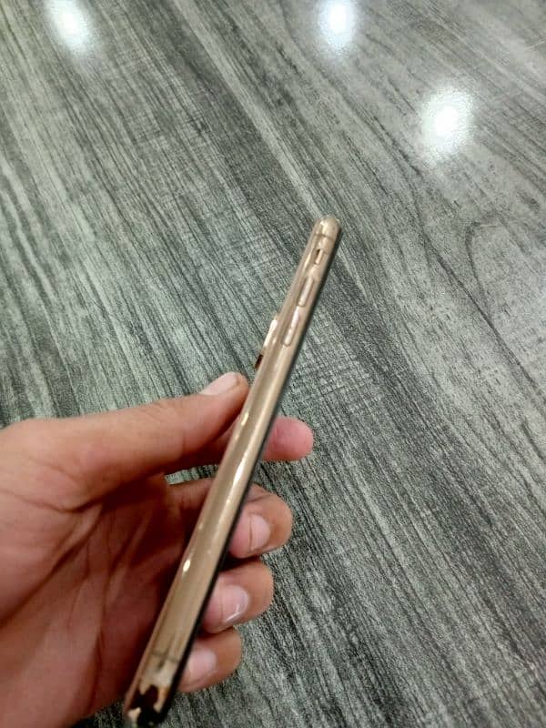 Iphone XS 64gb PTA 2