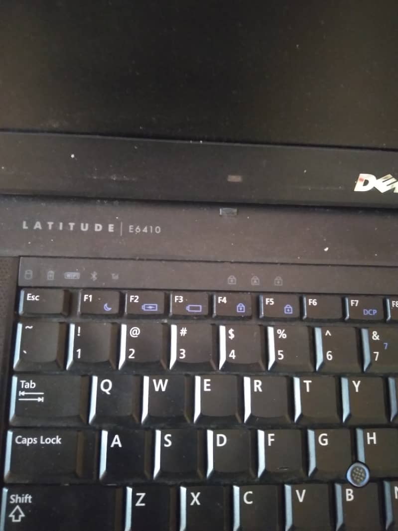 Dell Laptop latitude E6410 0