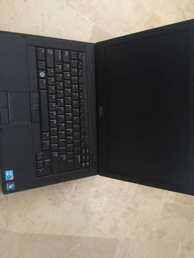 Dell Laptop latitude E6410 2