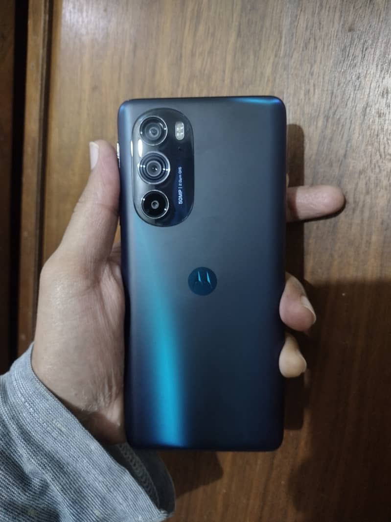 Motorola edge 30 pro 5