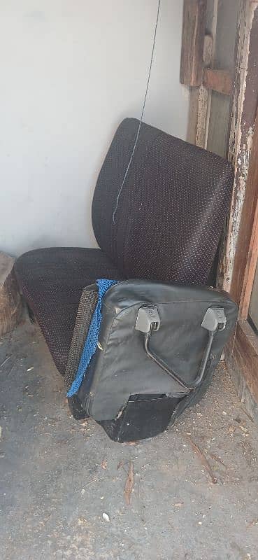 Suzuki baleno seat genuine 1