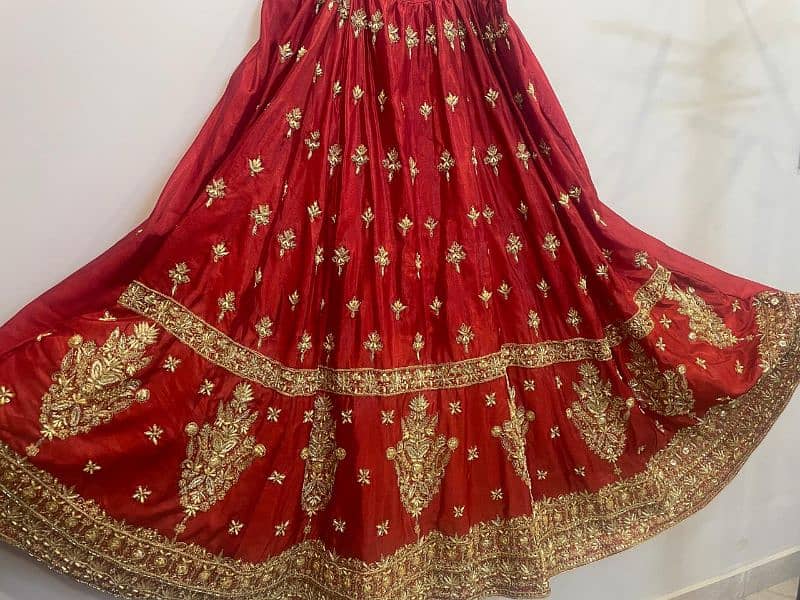 Bridal lehnga for sale 4