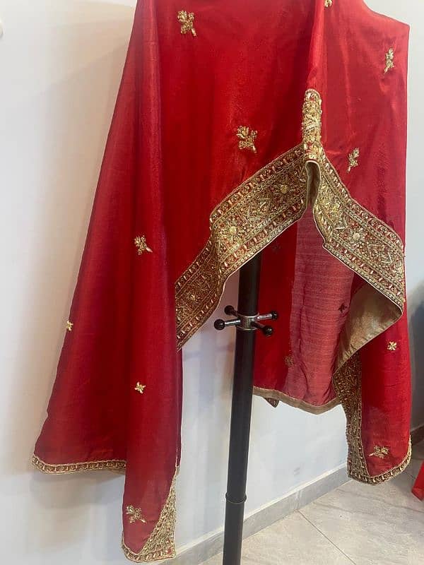 Bridal lehnga for sale 6