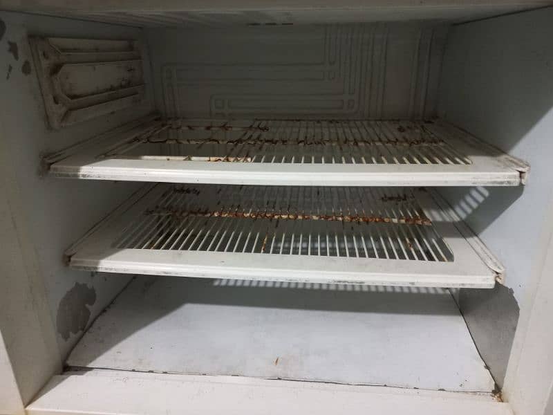 Refrigerator for sale 4