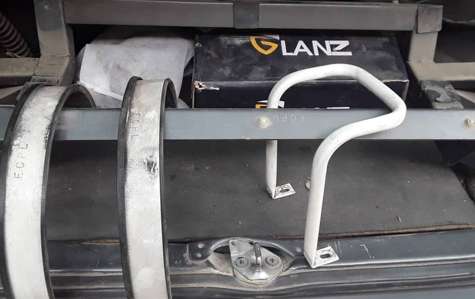 CNG LANDIRENZO CYLINDER WITH KIT AND FRAME FOR SALE 9