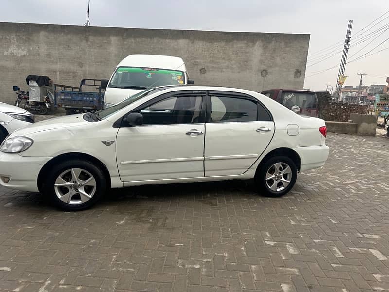 Toyota Corolla Altis 2003 10