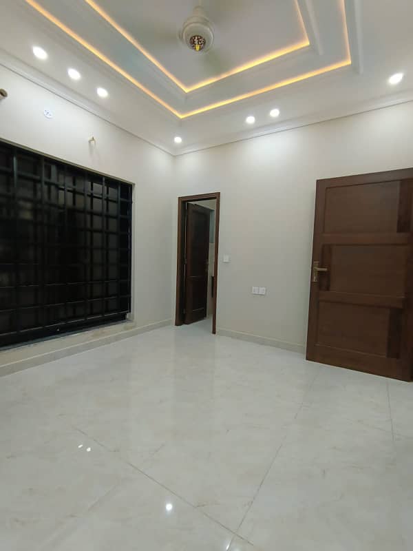 5 Marla Brand New House For Rent In Sector D Bahria Town Lahore 11