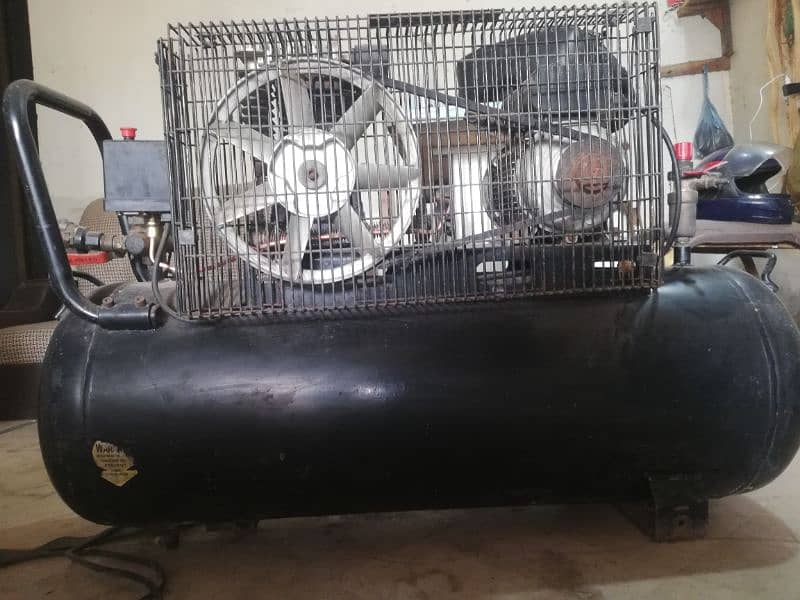 Air compressor for furniture poshish 2