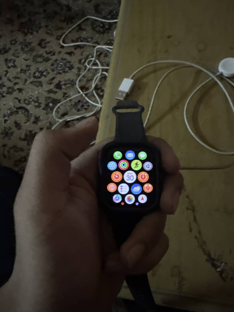 Apple Watch series 7 44mm GPS 1