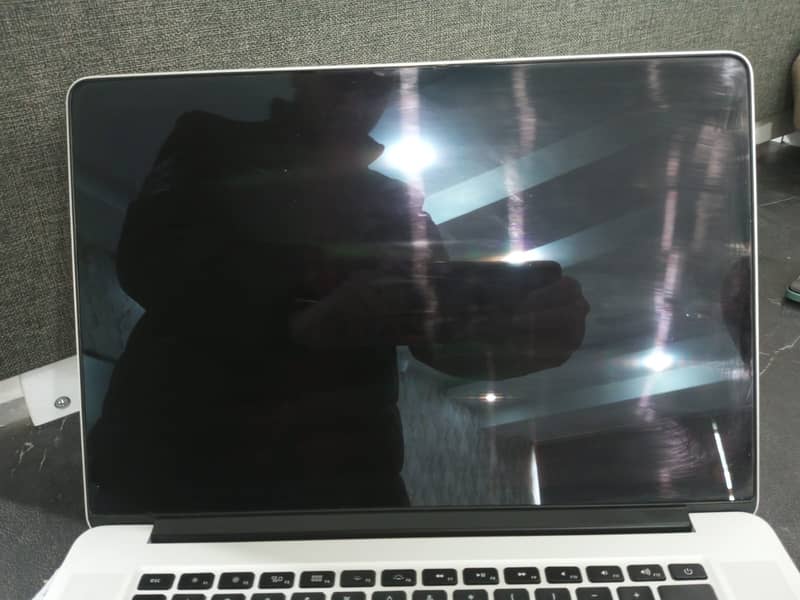 MacBook Pro 2015 10/10 Condition Single Hand Use With Original Charger 1