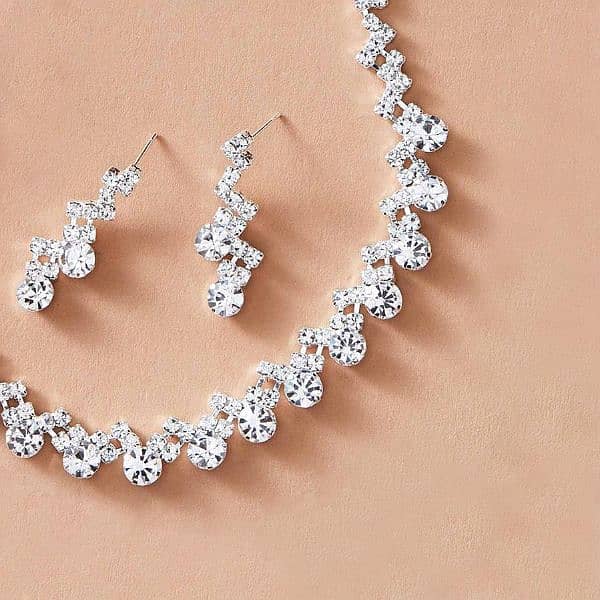 " Dazzling Bridal Set: Necklace & Earrings  Free Shipping!" 1