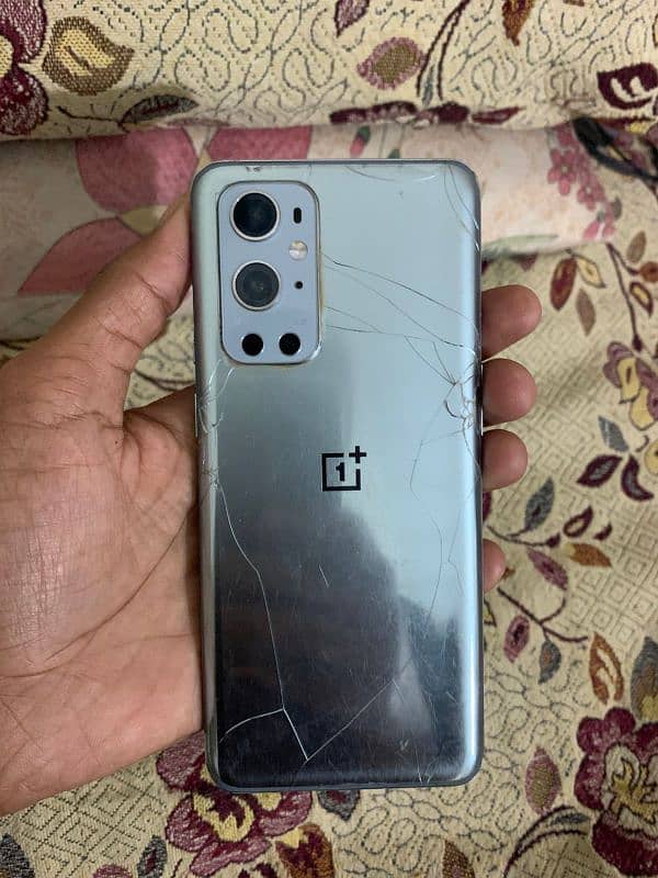 one plus 9 pro everything is okay only panel damage 6