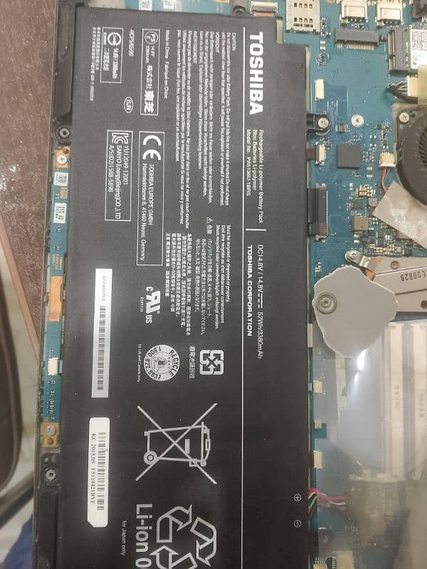 Toshiba laptop part's 4