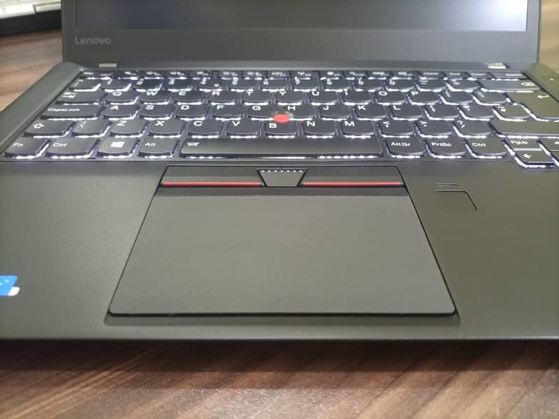 Lenovo T470s Thinkpad Core i7 6600U Gen 8GB Ram256GB SSD 15