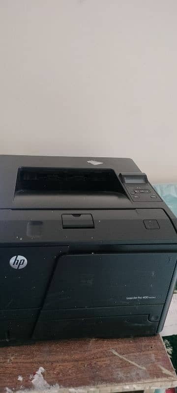 HP LaserJet Pro 400 M401dne 0