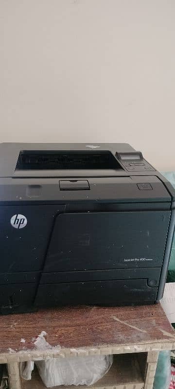 HP LaserJet Pro 400 M401dne 1