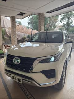 Toyota Fortuner 2.7 V 2021 Model Brand New Condition