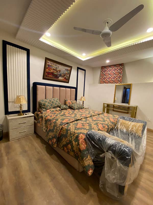 1 bed furnish apartment available for rent in gulberg hieghts on Per day weekiy And monthly basis gulberg greens islamabad 8