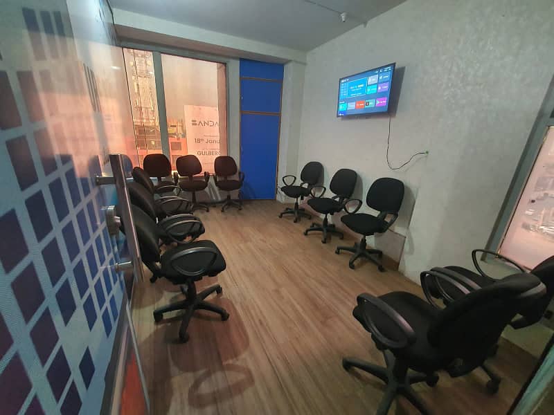 Idol furnished office with companies 3