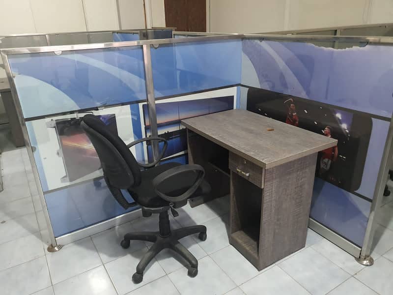 Idol furnished office with companies 4