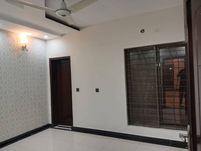 5 Marla Upper Portion Available For Rent In AA Block Bahria Town Lahore 4