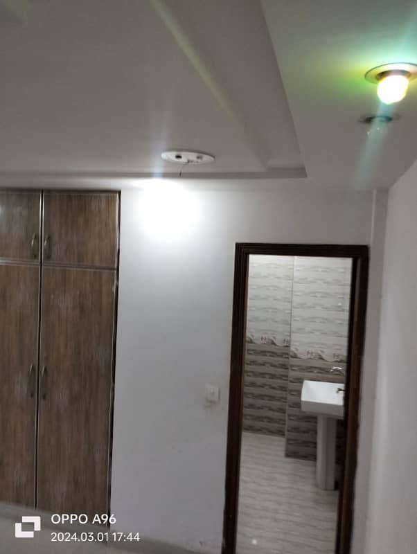 850 Square Feet Flat Available For Rent In Sector D Bahria Town Lahore 2