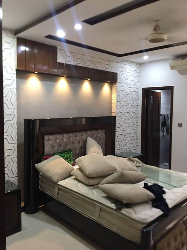 8 Marla Fully Furnished -House Available For Rent In Umar Block Bahria Town Lahore 1