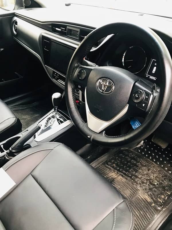 Toyota Altis Grande 2022 4