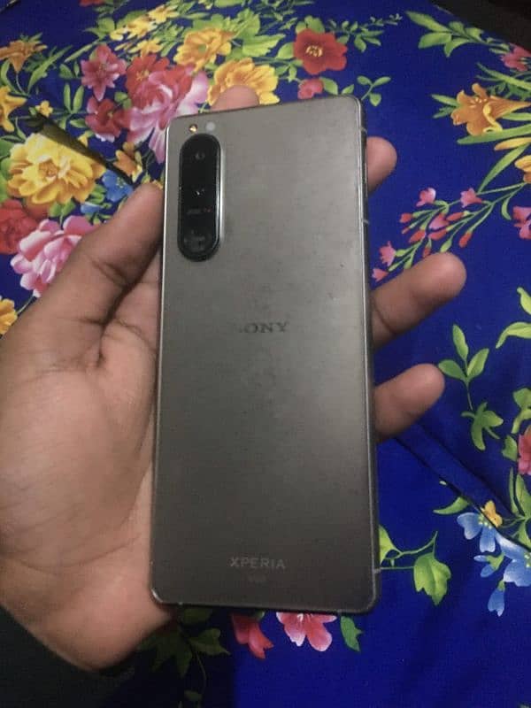 Sony Xperia 5 Mark 3 0