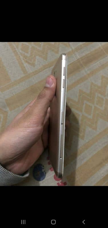 Samsung j7 prime condition 9/10 3/32 panel changed/ everything good 0