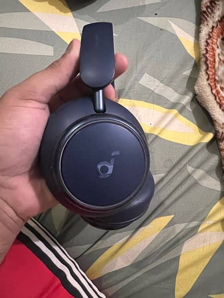 beats Soundcore space Q45 1