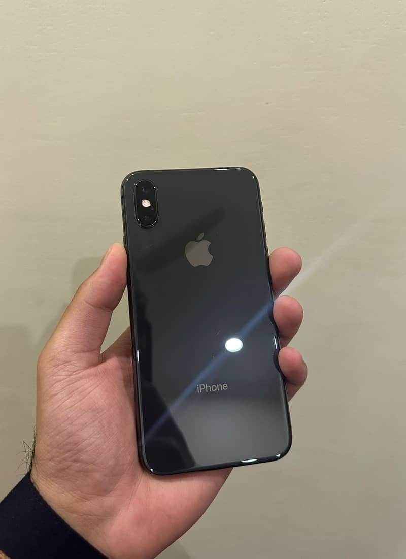 iPhone xs PTA approved (physical-esim) Black colour  10/10 condition 0