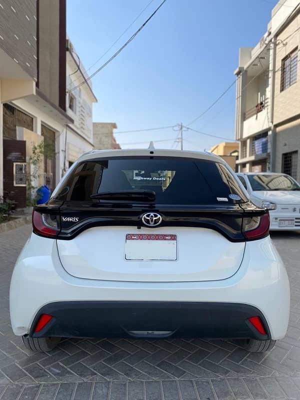 Toyota Yaris 2020 1