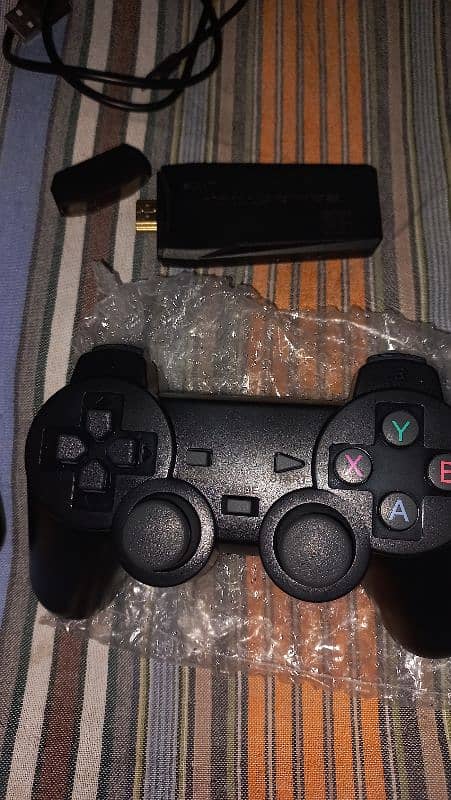 M8 game stick used ha with all accesories 1