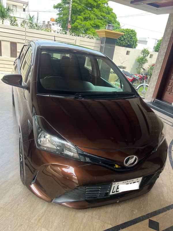 Toyota Vitz 2015 total original 0